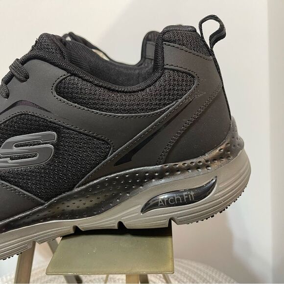 Sketcher’s Men’s Work Footwear Size 11 Black/Charcoal NWT - Picture 7 of 16